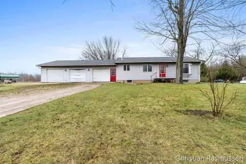 675 E Sessions Rd, Sheridan, MI 48884