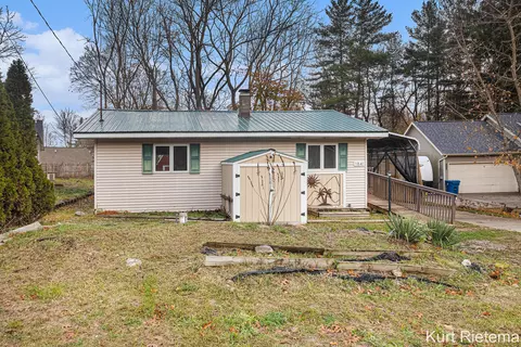 1841 Teepee Trl, Allegan, MI 49010