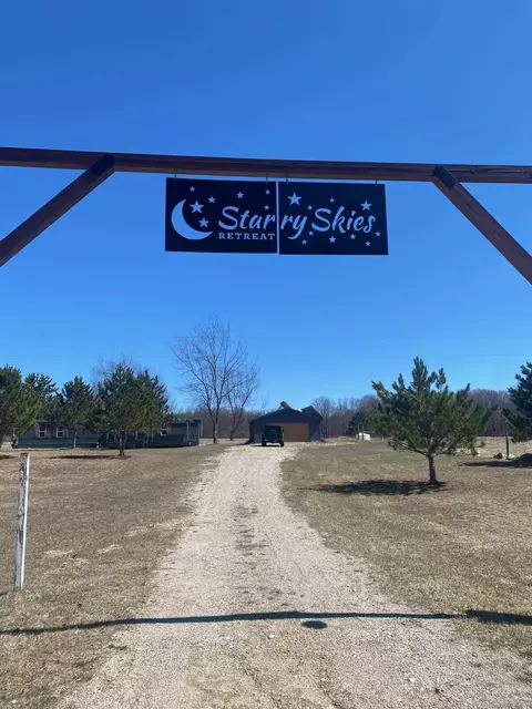 11930 N State Rd, Cadillac, MI 49601