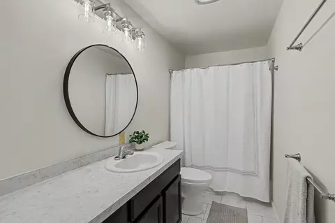 Bath - 3423 Balmars Ave, Jackson, MI 49201 photo 6 of 6