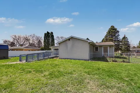 Exterior - 3423 Balmars Ave, Jackson, MI 49201 photo 4 of 8