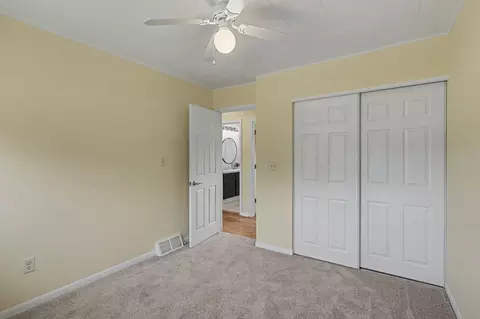 Bedroom - 3423 Balmars Ave, Jackson, MI 49201 photo 6 of 10