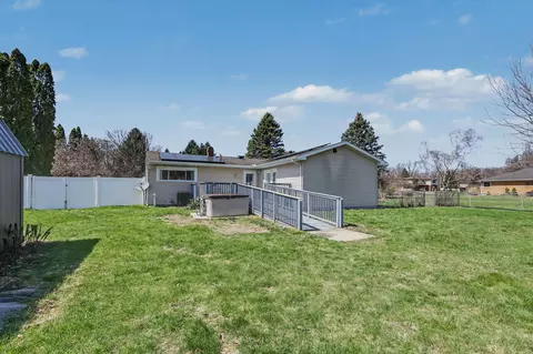 Exterior - 3423 Balmars Ave, Jackson, MI 49201 photo 3 of 8
