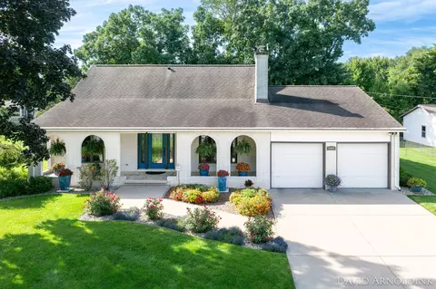 3592 Tibet Ave, Kalamazoo, MI 49004