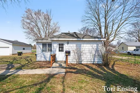 406 E North St, Greenville, MI 48838