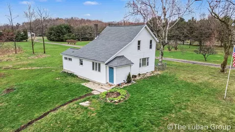 8753 Wabasis Ave NE, Greenville, MI 48838