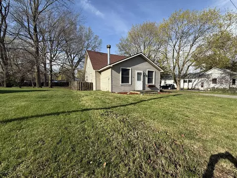 3967 Berrien St, Sawyer, MI 49125