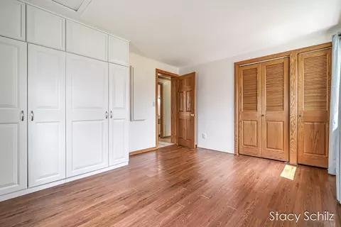 Bedroom - 129 Sunset Dr, Dowling, MI 49050 photo 1 of 6