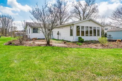 Exterior - 129 Sunset Dr, Dowling, MI 49050 photo 9 of 18
