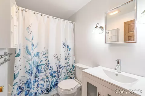 Bath - 129 Sunset Dr, Dowling, MI 49050 photo 3 of 3