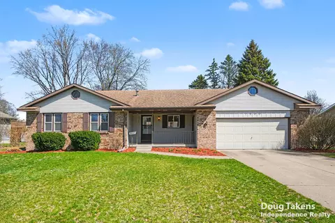7500 Brower Ln, Jenison, MI 49428