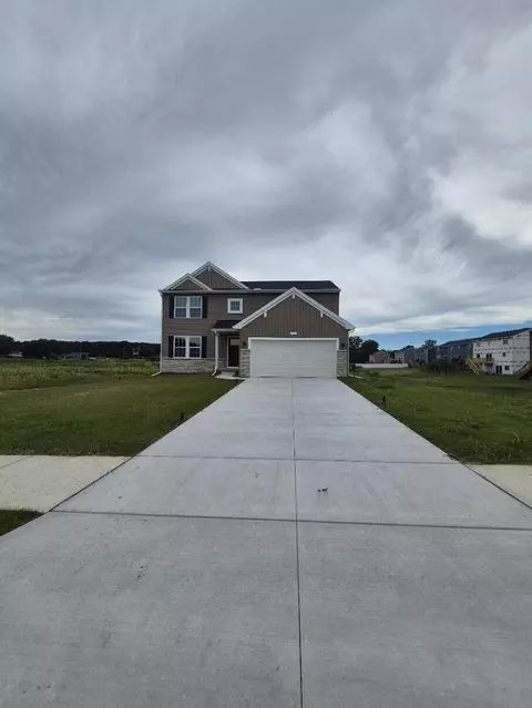 7121 Pileated Dr, Caledonia, MI 49316