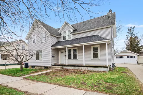 322 College Ave, Holland, MI 49423