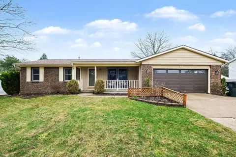 25 Gibraltar Dr NE, Rockford, MI 49341