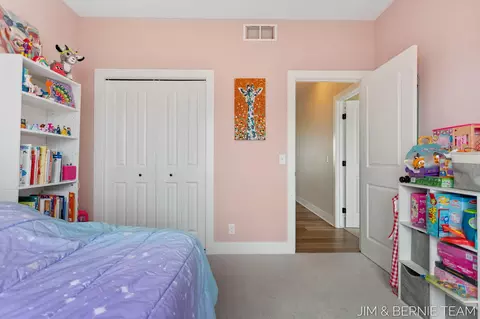 Bedroom - 8367 Bauer Ridge Ave, Jenison, MI 49428 photo 5 of 6