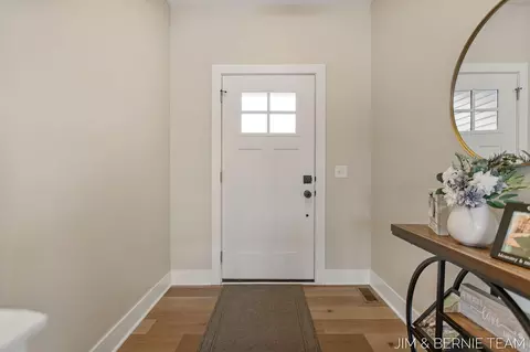 Entry Way - 8367 Bauer Ridge Ave, Jenison, MI 49428 photo 2 of 5
