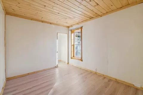 Bedroom - 311 E Pine St, Edmore, MI 48829 photo 1 of 4