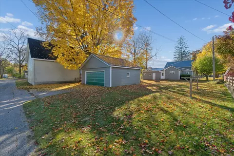 Exterior - 311 E Pine St, Edmore, MI 48829 photo 9 of 12