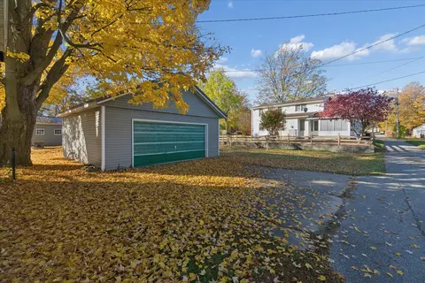 Exterior - 311 E Pine St, Edmore, MI 48829 photo 11 of 12
