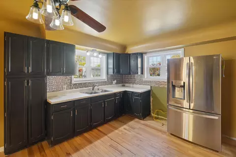 Kitchen - 311 E Pine St, Edmore, MI 48829 photo 1 of 3