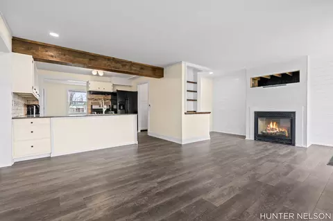 Living - 175 E Commerce St, Grant, MI 49327 photo 2 of 4