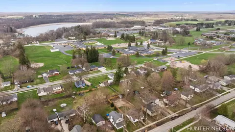 View/Area - 175 E Commerce St, Grant, MI 49327 photo 4 of 4