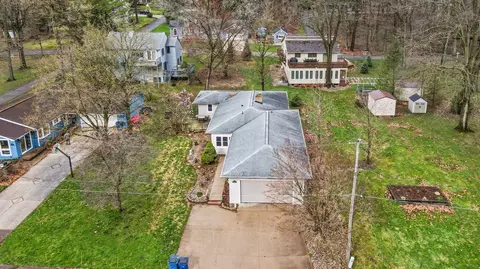 10543 Wildwood Cir, Richland, MI 49083