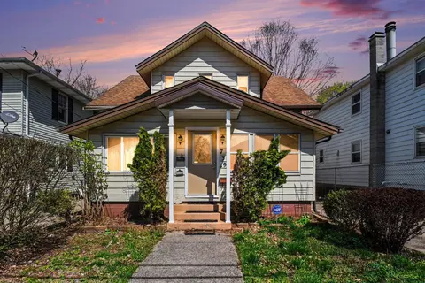 739 Maple St, Niles, MI 49120