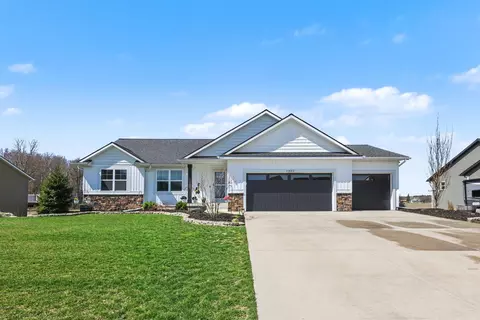 11633 64th Ave, Allendale, MI 49401