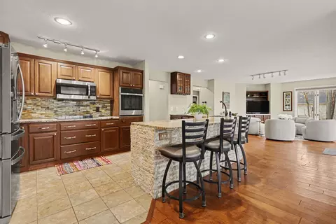 Kitchen - 2011 Knollpoint Dr NE, Ada, MI 49301 photo 1 of 5