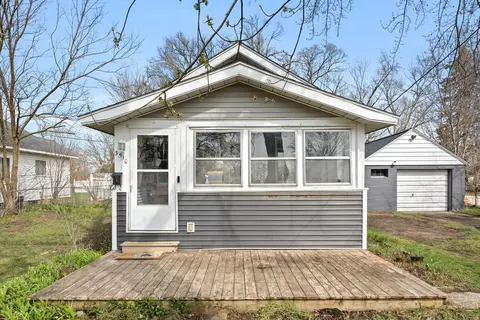 3510 Birchwood Ave SW, Grand Rapids, MI 49548