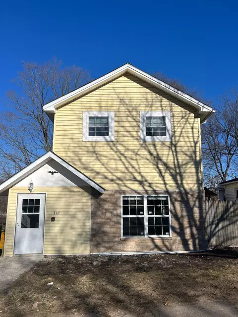 310 N Warren Ave, Big Rapids, MI 49307