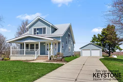 4331 10 Mile Rd NW, Sparta, MI 49345
