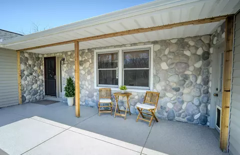 Exterior - 2470 Whites Bridge Rd, Lowell, MI 49331 photo 3 of 26
