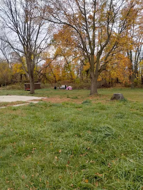 52711 Finch Rd, Marcellus, MI 49067
