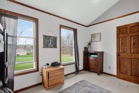 Bedroom - 340 Burt Ave, Jackson, MI 49201 photo 6 of 6