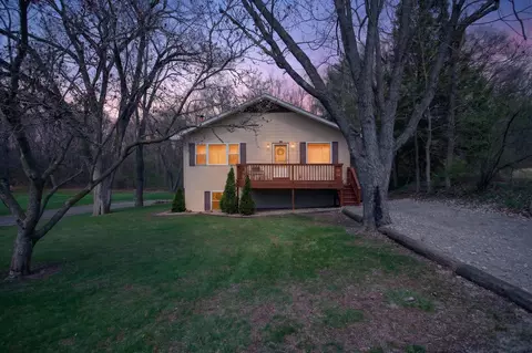 Exterior - 340 Burt Ave, Jackson, MI 49201 photo 5 of 10