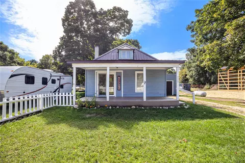 2249 E Ferry St, Shelby, MI 49455
