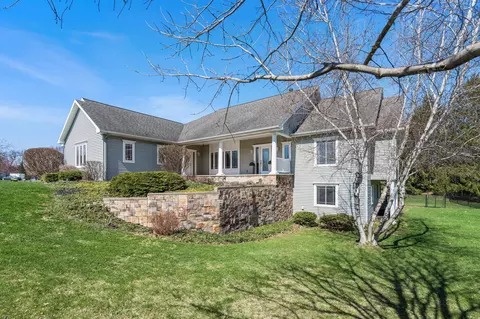 1970 Wellpoint Ct NE, Ada, MI 49301