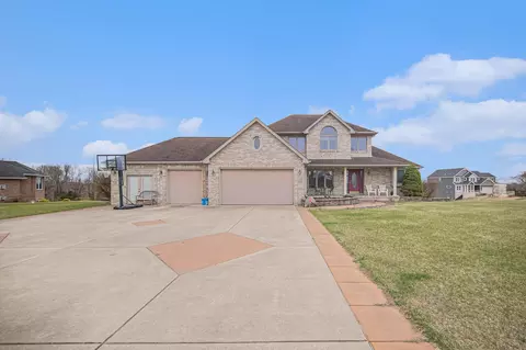 Exterior - 17 Coronado Dr, Jackson, MI 49201 photo 2 of 3