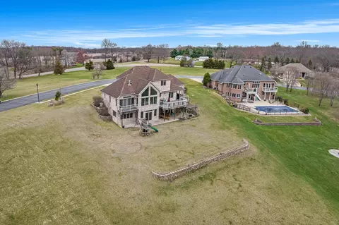 View/Area - 17 Coronado Dr, Jackson, MI 49201 photo 3 of 11