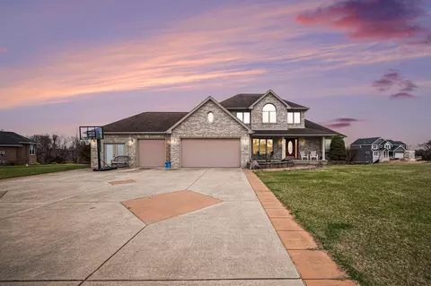 Exterior - 17 Coronado Dr, Jackson, MI 49201 photo 1 of 3