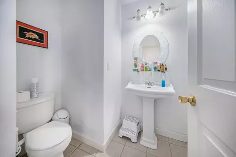 Bath - 17 Coronado Dr, Jackson, MI 49201 photo 4 of 4