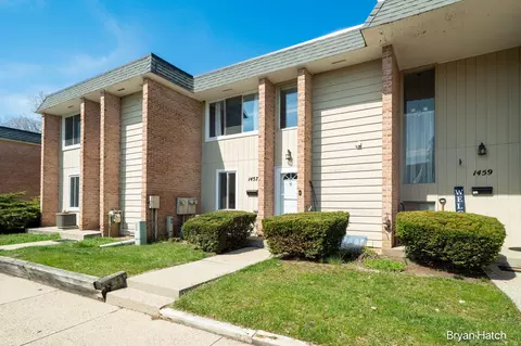 1457 N Saxony Dr SE #14, Grand Rapids, MI 49508