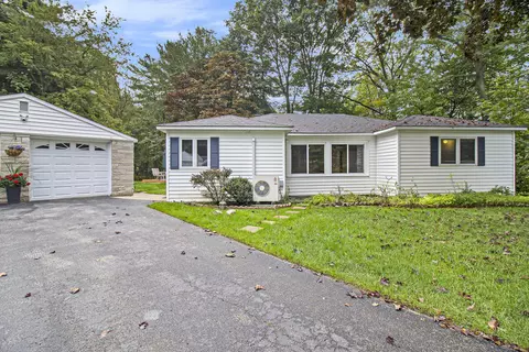 1540 Lakeshore Dr, Ludington, MI 49431