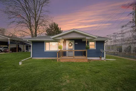 302 Hillsdale St, Jackson, MI 49202