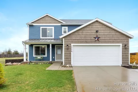 5326 N Point Dr, Pierson, MI 49339