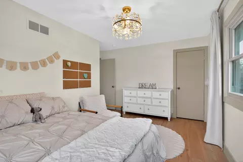 Bedroom - 10994 Sears Rd, Concord, MI 49237 photo 6 of 12