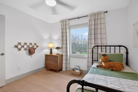 Bedroom - 10994 Sears Rd, Concord, MI 49237 photo 8 of 12