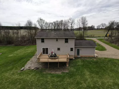 Exterior - 10994 Sears Rd, Concord, MI 49237 photo 5 of 10